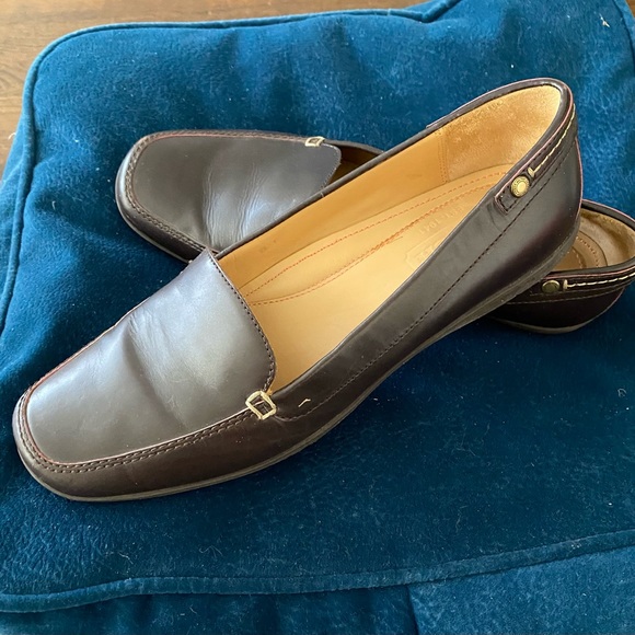 Coach Shoes - Coach leather women’s flats